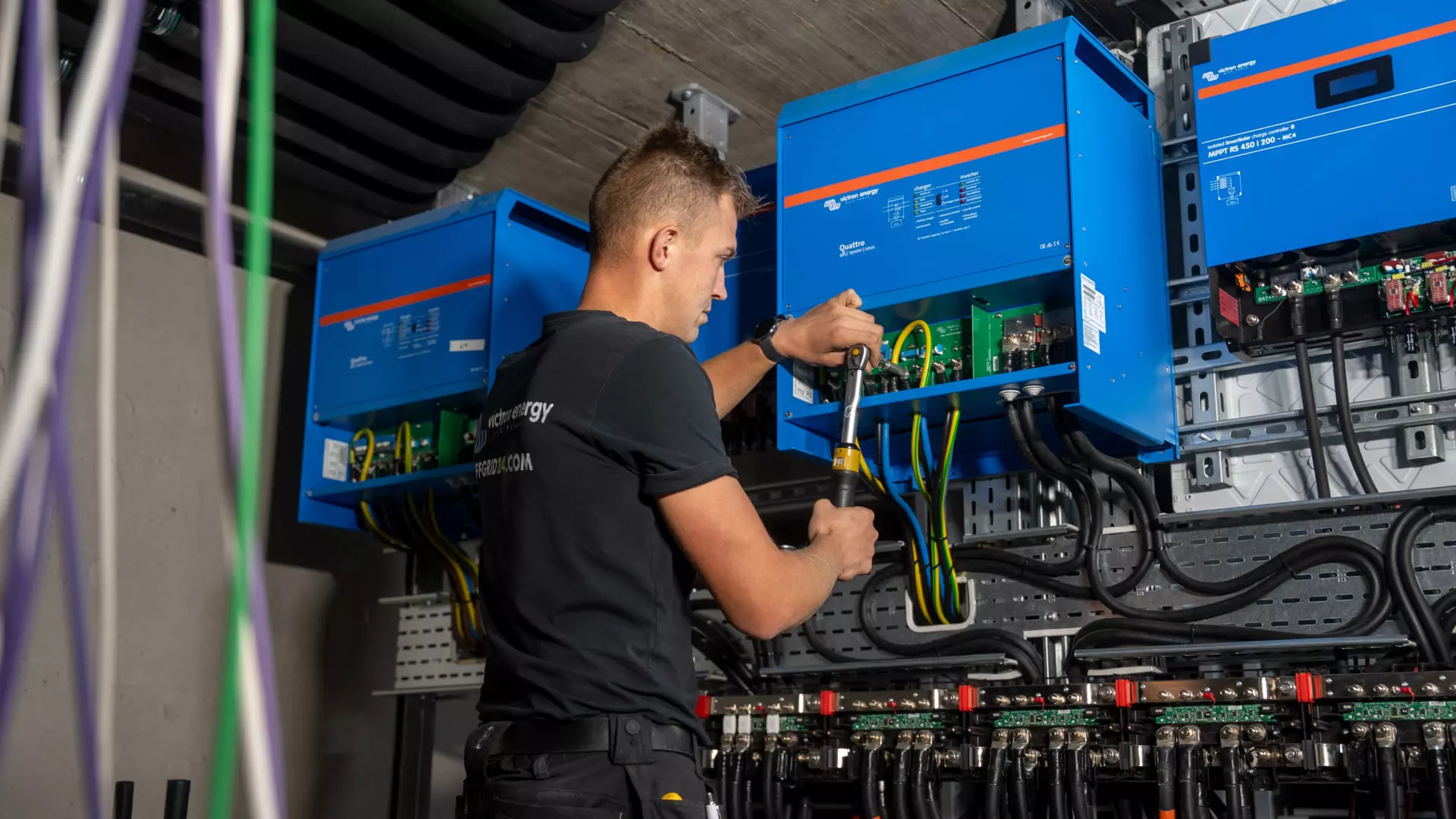 montaz magazynu energii victron energy